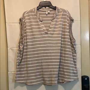 Camel Tan and White Sleeveless Blouse size 22/24 Cato